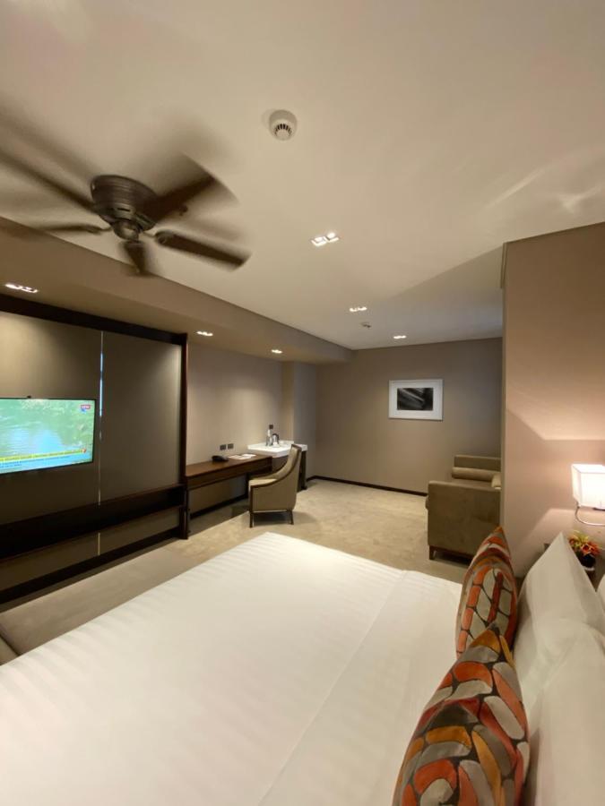 The Plaza Garden Hotel And Residences Baguio City ภายนอก รูปภาพ